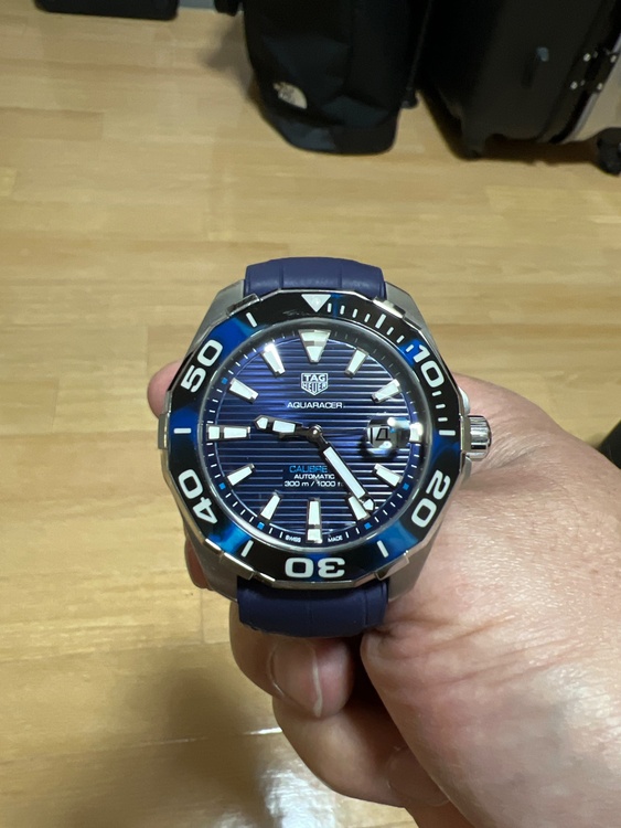 タグホイヤー アクアレーサー （高級時計）の商品画像 - 査定依頼日：2026年4月11日 - 最高査定価格：200,000円