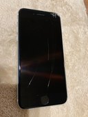 iPhoneSE（スマホ）の商品画像 - 査定依頼日：2023年3月16日 - 最高査定価格：4,000円