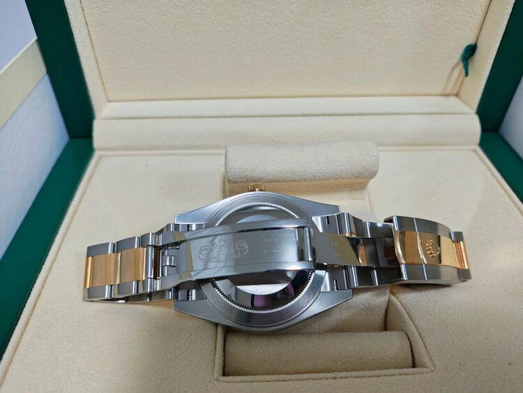 ロレックス デイトジャスト 126333（高級時計）の商品画像 - 査定依頼日：2025年7月26日 - 最高査定価格：1,900,000円