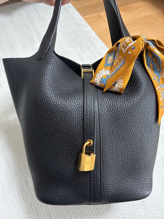 ピコタンMM（ブランドバッグ）の商品画像 - 査定依頼日：2026年2月6日 - 最高査定価格：500,000円