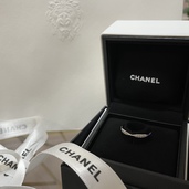 カメリア ハーフエタニティリング 7号（ブランドバッグ）の商品画像 - 査定依頼日：2021年12月11日 - 最高査定価格：30,000円