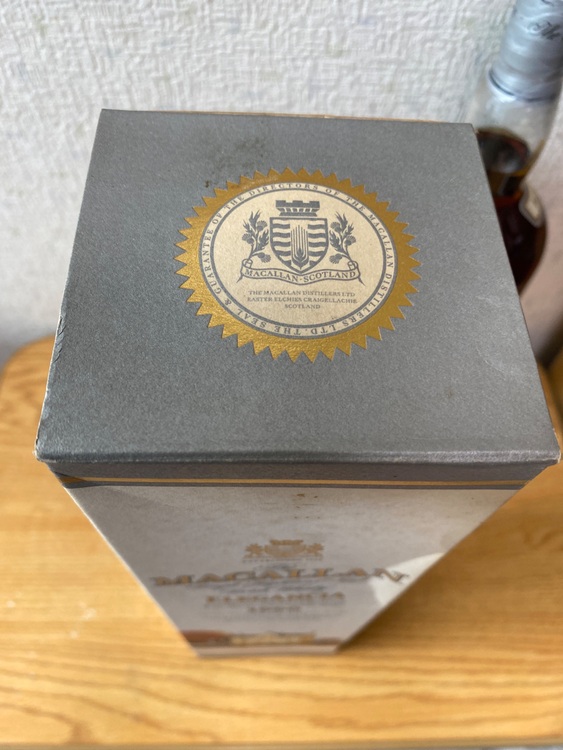 マッカラン　エレガンシア　1990（お酒）の商品画像 - 査定依頼日：2025年8月2日 - 最高査定価格：101,000円