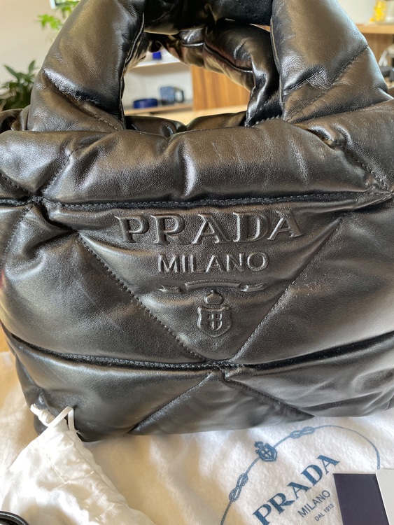 プラダ  （ブランドバッグ）の商品画像 - 査定依頼日：2025年8月26日 - 最高査定価格：170,000円