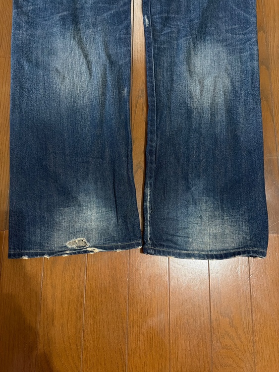 リーバイス（古着・ファッション）の商品画像 - 査定依頼日：2026年4月4日 - 最高査定価格：4,000円