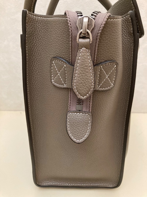 セリーヌ  （ブランドバッグ）の商品画像 - 査定依頼日：2025年11月26日 - 最高査定価格：170,000円