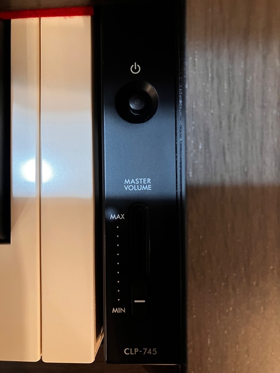 ヤマハグラビノーバ745（ピアノ・楽器・PA機材）の商品画像 - 査定依頼日：2026年2月12日 - 最高査定価格：5,000円