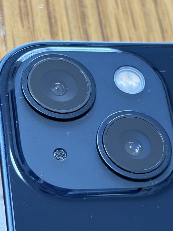 iPhone iPhone 13 256GB SIMフリー（スマホ）の商品画像 - 査定依頼日：2026年5月20日 - 最高査定価格：37,000円
