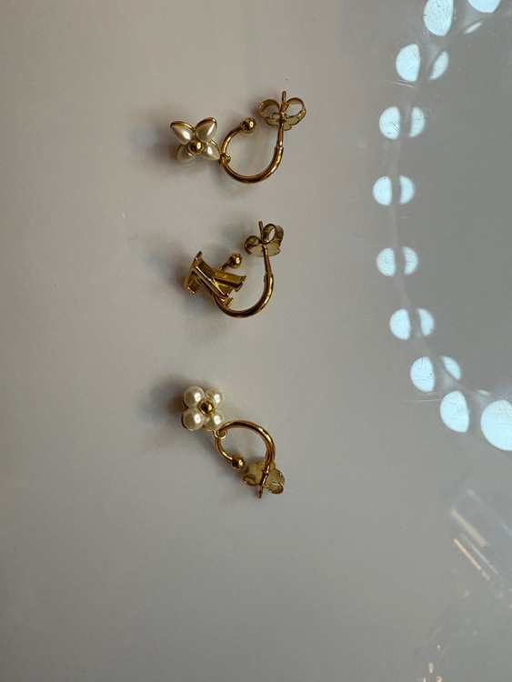 フローラグラムセット3（金・貴金属）の商品画像 - 査定依頼日：2025年11月28日 - 最高査定価格：30,000円