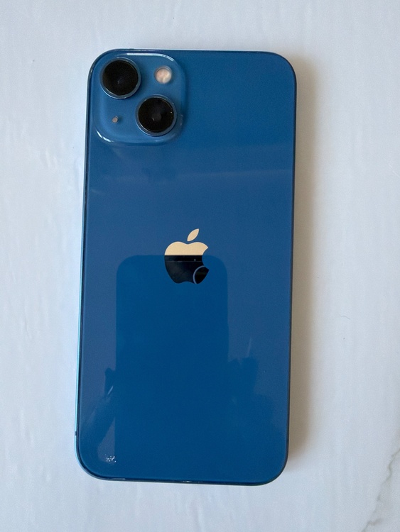 iPhone iPhone 13 128GB SIMフリー（スマホ）の商品画像 - 査定依頼日：2026年10月23日 - 最高査定価格：33,000円
