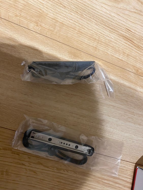 任天堂　SWITCH （ゲーム機本体・ゲームソフト）の商品画像 - 査定依頼日：2023年11月12日 - 最高査定価格：13,000円