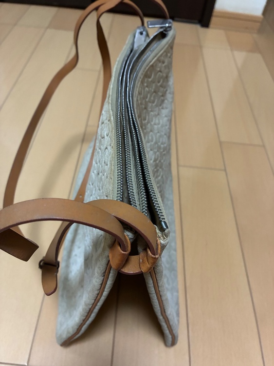 セリーヌ（ブランドバッグ）の商品画像 - 査定依頼日：2026年8月21日 - 最高査定価格：16,000円