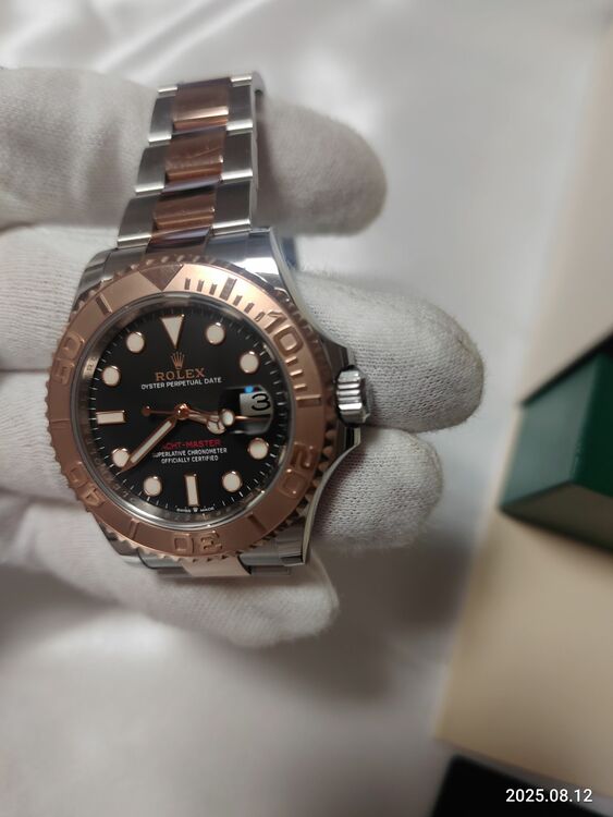 ロレックス ヨットマスター 12662（高級時計）の商品画像 - 査定依頼日：2025年8月12日 - 最高査定価格：2,100,000円