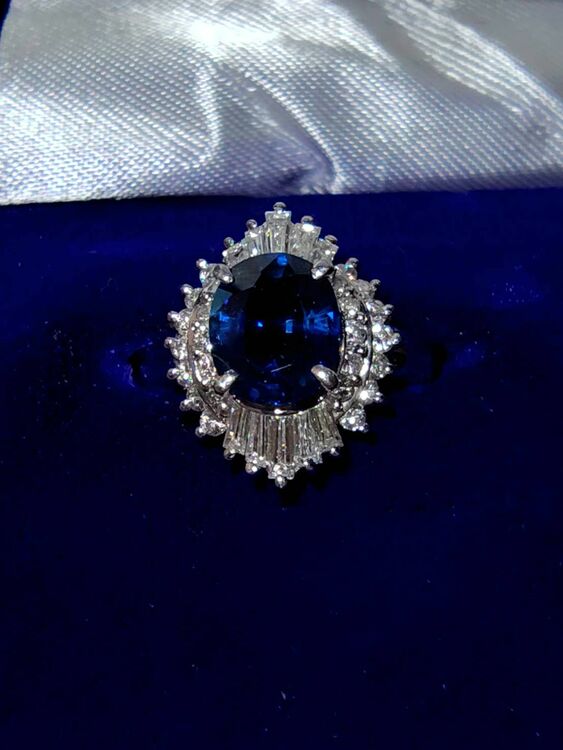 鑑定書を参照してください。　未使用品となります（宝石）の商品画像 - 査定依頼日：2025年11月12日 - 最高査定価格：70,000円