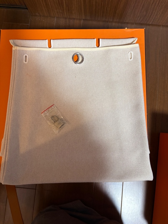 エールバック（ブランドバッグ）の商品画像 - 査定依頼日：2026年1月5日 - 最高査定価格：130,000円