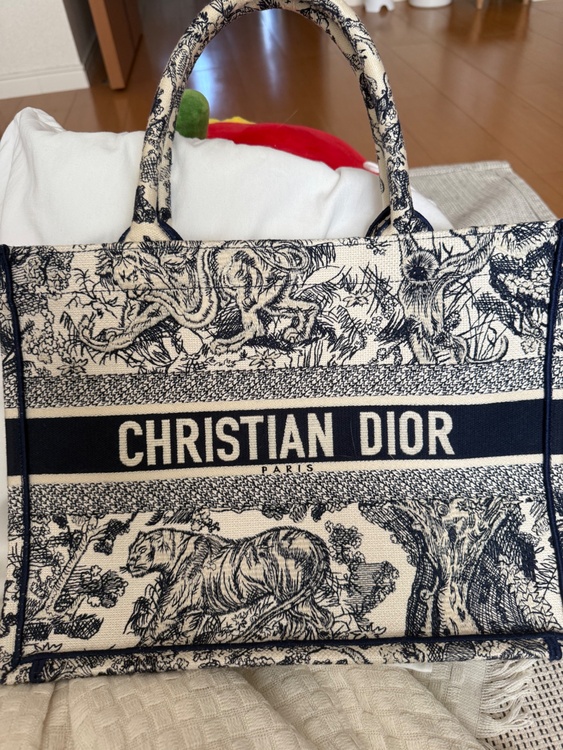 ブックトート（ブランドバッグ）の商品画像 - 査定依頼日：2026年1月18日 - 最高査定価格：320,000円