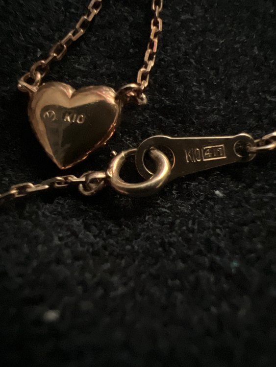 ネックレス（金・貴金属）の商品画像 - 査定依頼日：2022年8月8日 - 最高査定価格：9,000円