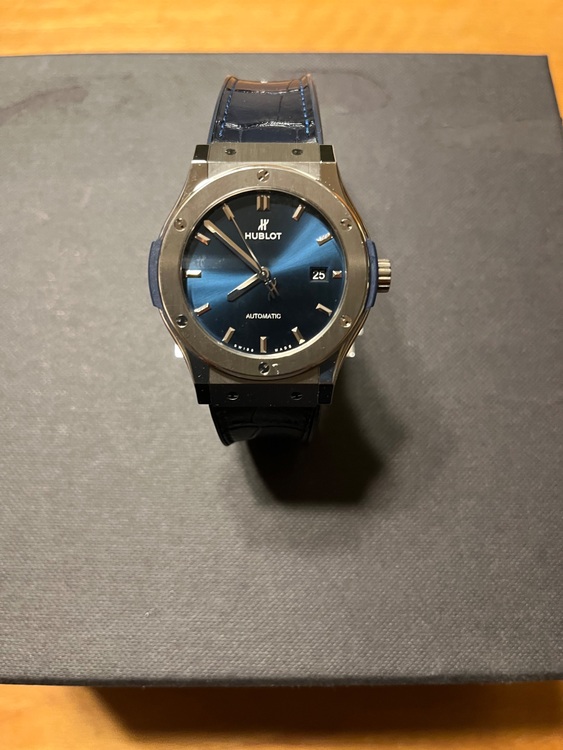 ウブロ クラシックフュージョン HU542.NX.7170.Lr（高級時計）の商品画像 - 査定依頼日：2025年8月25日 - 最高査定価格：560,000円