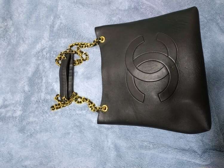 デカココマーク（ブランドバッグ）の商品画像 - 査定依頼日：2025年3月28日 - 最高査定価格：200,000円