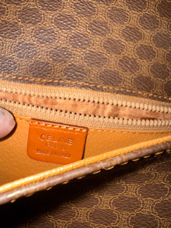 バック（ブランドバッグ）の商品画像 - 査定依頼日：2026年3月9日 - 最高査定価格：3,500円