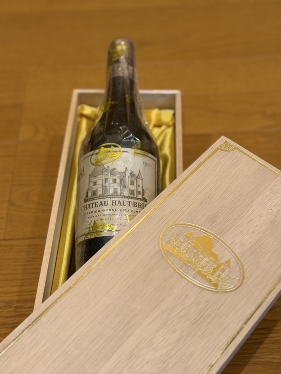 【3. シャトー・オー・ブリオン 1970 750ml】木箱あり（お酒）の商品画像 - 査定依頼日：2026年9月27日 - 最高査定価格：30,000円