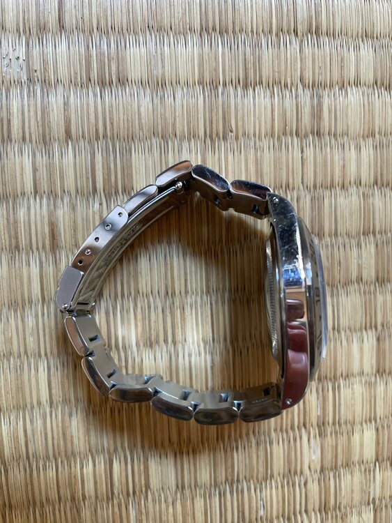 ロレックス エクスプローラー 1657（高級時計）の商品画像 - 査定依頼日：2025年5月5日 - 最高査定価格：980,000円