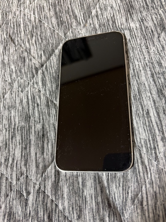 iPhone iPhone 12 Pro 128GB Softbank（スマホ）の商品画像 - 査定依頼日：2026年7月20日 - 最高査定価格：30,000円
