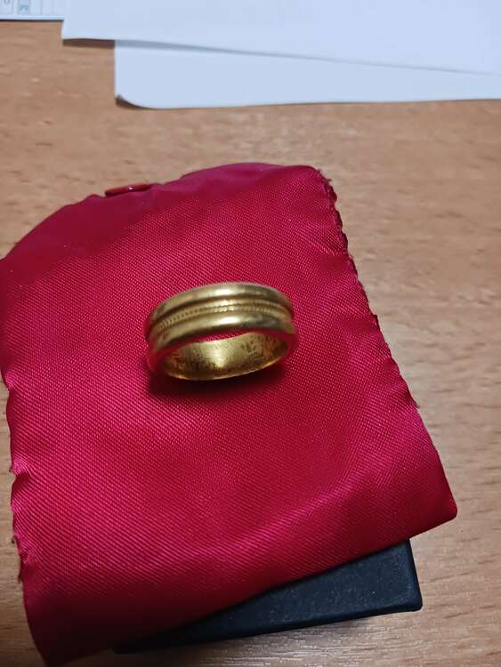 母の遺品の為不明です。（金・貴金属）の商品画像 - 査定依頼日：2025年5月16日 - 最高査定価格：85,000円