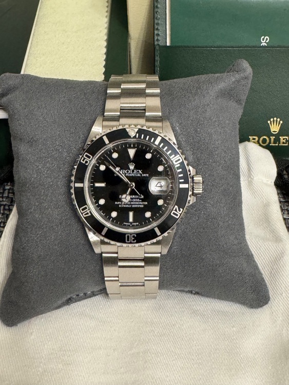 ロレックス サブマリーナー （高級時計）の商品画像 - 査定依頼日：2025年11月15日 - 最高査定価格：1,450,000円