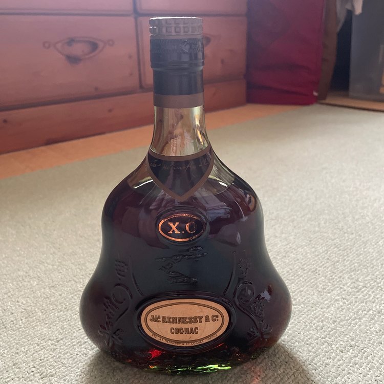 ジャズヘネシーXO  金キャップ　グリーンボトル　（お酒）の商品画像 - 査定依頼日：2023年7月12日 - 最高査定価格：23,000円