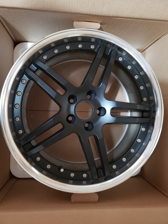 ワークグノーシスgs2（カー用品）の商品画像 - 査定依頼日：2025年10月23日 - 最高査定価格：11,000円