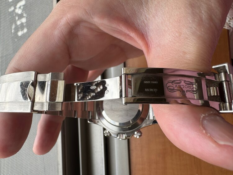 ロレックス デイトナ 116509（高級時計）の商品画像 - 査定依頼日：2025年5月4日 - 最高査定価格：4,850,000円