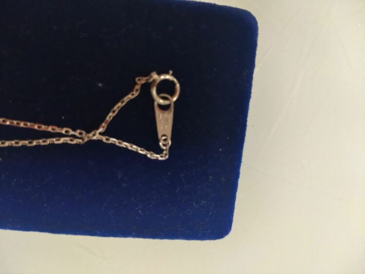 エメラルド　ダイヤ　TOEI　CROWNネックレス（宝石）の商品画像 - 査定依頼日：2025年9月20日 - 最高査定価格：100,000円