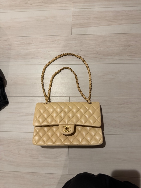 マトラッセ（ブランドバッグ）の商品画像 - 査定依頼日：2026年2月22日 - 最高査定価格：500,000円