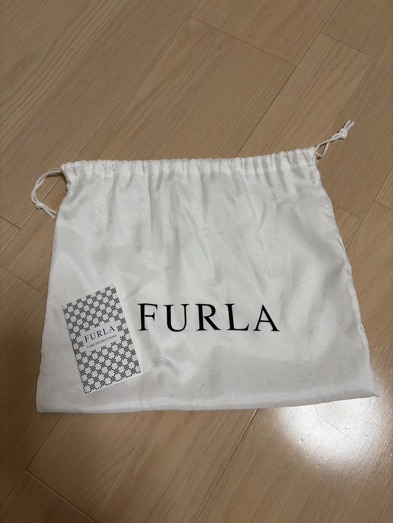 その他 フルラ（ブランドバッグ）の商品画像 - 査定依頼日：2026年9月13日 - 最高査定価格：2,000円