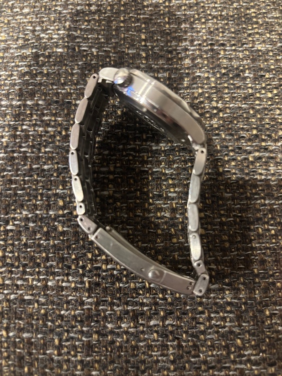 プロフェッショナル 300M クオーツ（高級時計）の商品画像 - 査定依頼日：2026年3月1日 - 最高査定価格：220,000円