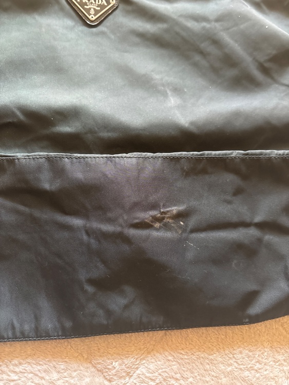 プラダ  （ブランドバッグ）の商品画像 - 査定依頼日：2025年12月29日 - 最高査定価格：10,000円