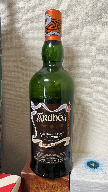 アードベック ヘビーヴェーパー（お酒）の商品画像 - 査定依頼日：2025年3月18日 - 最高査定価格：13,000円