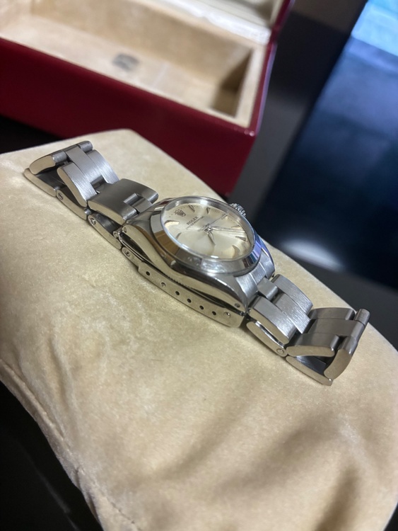 ロレックス パーペチュアル 662（高級時計）の商品画像 - 査定依頼日：2026年1月22日 - 最高査定価格：250,000円