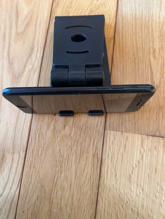 iPhone SE (第 3 世代) 128GB SIMフリー（スマホ）の商品画像 - 査定依頼日：2025年12月9日 - 最高査定価格：20,000円