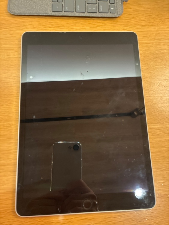 iPad第9世代64G（PC・タブレット）の商品画像 - 査定依頼日：2026年10月10日 - 最高査定価格：18,000円