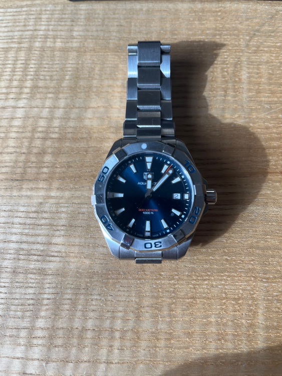 タグホイヤー アクアレーサー WBD111（高級時計）の商品画像 - 査定依頼日：2025年11月9日 - 最高査定価格：138,000円