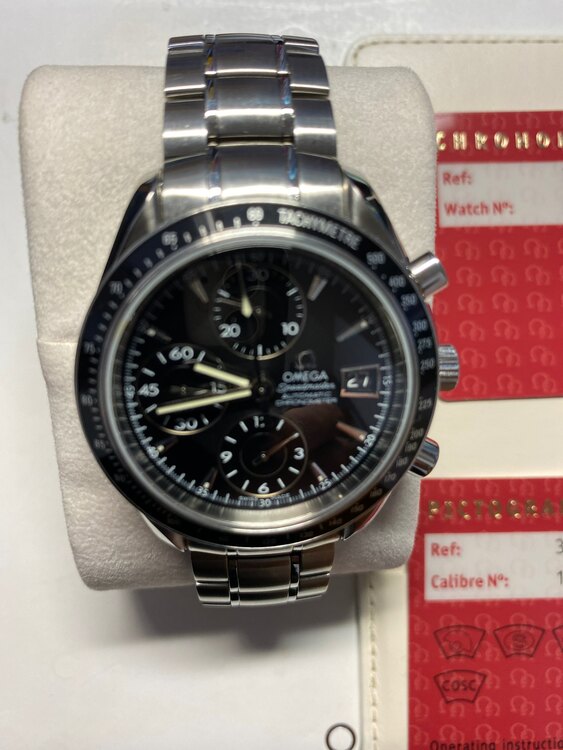 オメガ スピードマスター 3210500（高級時計）の商品画像 - 査定依頼日：2025年1月5日 - 最高査定価格：300,000円