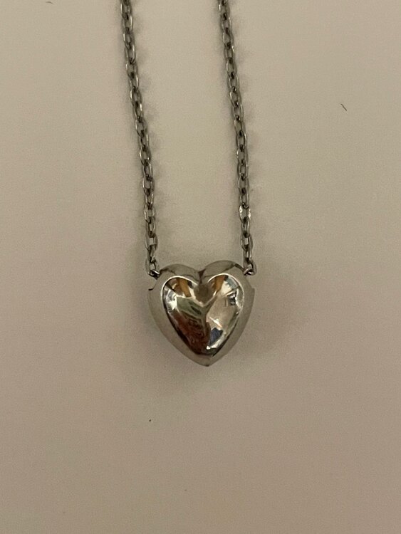 不明（金・貴金属）の商品画像 - 査定依頼日：2023年12月6日 - 最高査定価格：10,000円