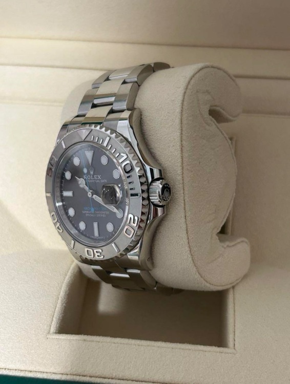 ロレックス ヨットマスター 11662（高級時計）の商品画像 - 査定依頼日：2025年6月9日 - 最高査定価格：1,800,000円