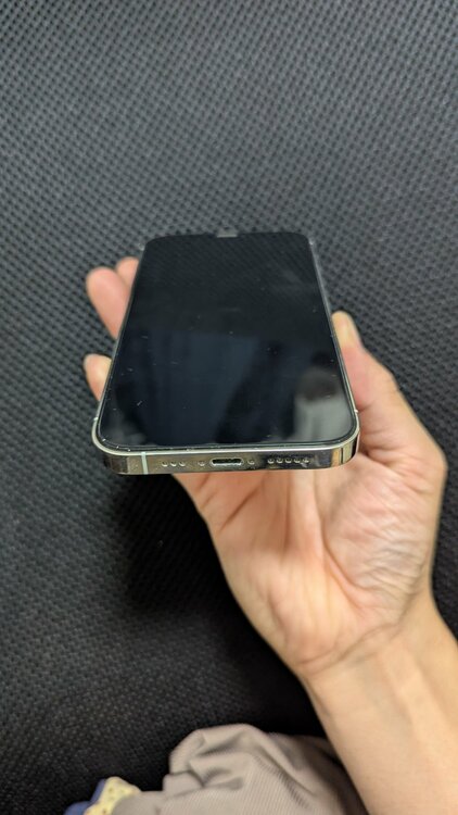 iPhone iPhone 12 Pro 128GB SIMフリー（スマホ）の商品画像 - 査定依頼日：2026年10月24日 - 最高査定価格：25,500円