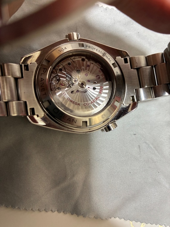 シーマスタープラネットオーシャン600（高級時計）の商品画像 - 査定依頼日：2025年10月14日 - 最高査定価格：460,000円