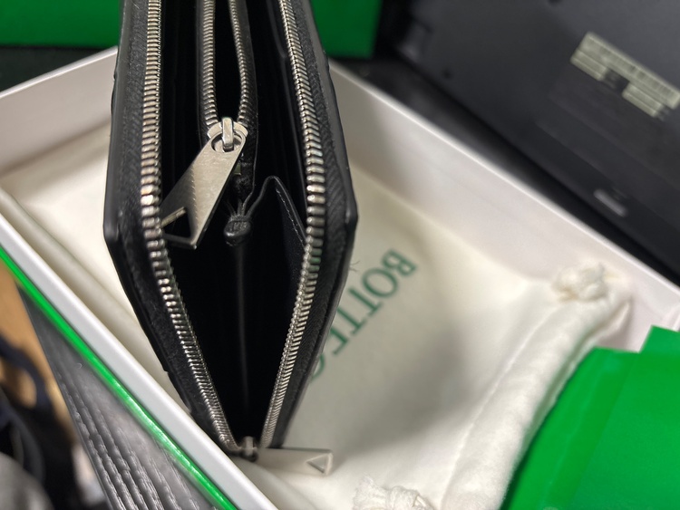 ボッテガ・ヴェネタ  （ブランドバッグ）の商品画像 - 査定依頼日：2026年2月27日 - 最高査定価格：50,000円