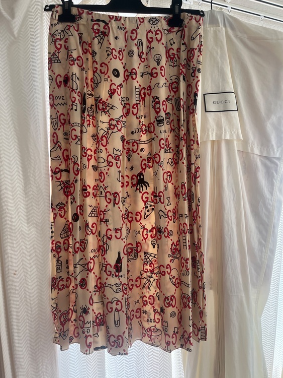 グッチ  （ブランドバッグ）の商品画像 - 査定依頼日：2025年8月29日 - 最高査定価格：30,000円