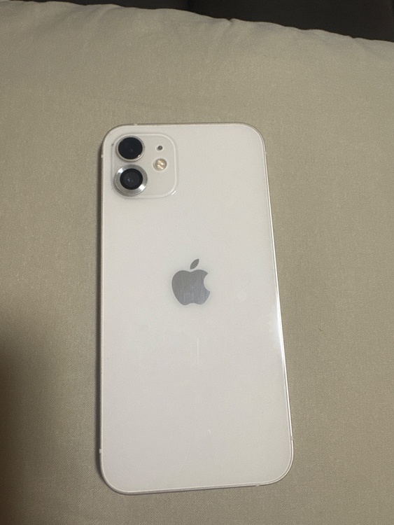 iPhone12（スマホ）の商品画像 - 査定依頼日：2026年2月28日 - 最高査定価格：24,000円