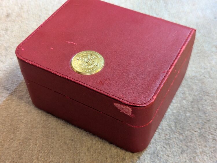 オメガ スピードマスター 3511-50（高級時計）の商品画像 - 査定依頼日：2025年6月27日 - 最高査定価格：240,000円